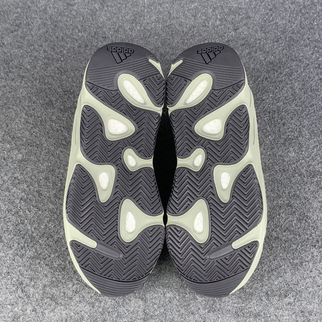 Adidas Yeezy Boost 700 'Salt'